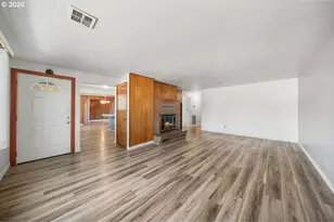1081 E Jackson Ave, Cottage Grove, OR 97424 - Photo 22