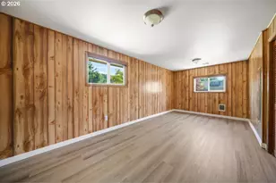 1081 E Jackson Ave, Cottage Grove, OR 97424 - Photo 26