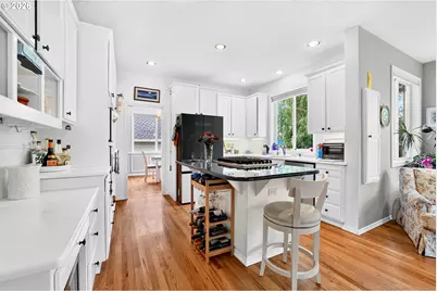 1763 NW 127th Pl, Portland, OR 97229 - Photo 16