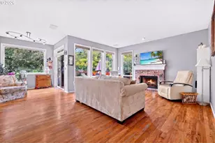 1763 NW 127th Pl, Portland, OR 97229 - Photo 10