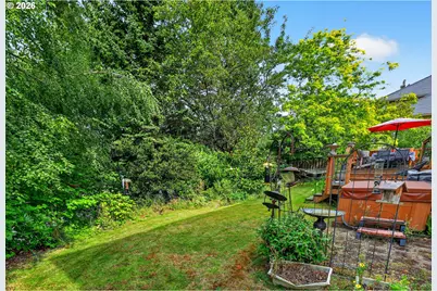 1763 NW 127th Pl, Portland, OR 97229 - Photo 40