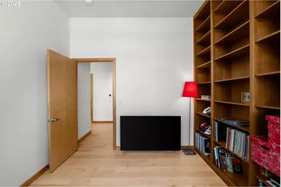 821 NW 11th Ave #613, Portland, OR 97209 - Photo 24