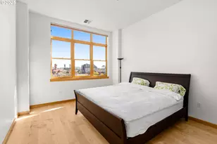 821 NW 11th Ave, Portland, OR 97209 - Photo 18