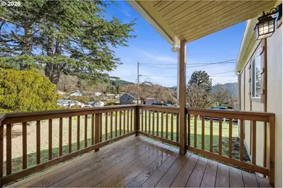 111 Cypress Ave, Garibaldi, OR 97118 - Photo 22