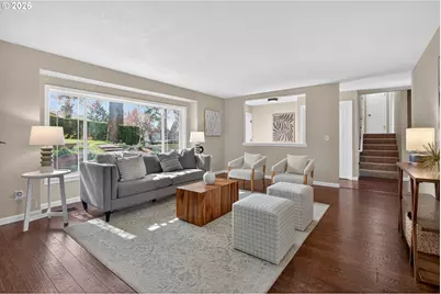 4695 SW Flower Pl, Portland, OR 97221 - Photo 6