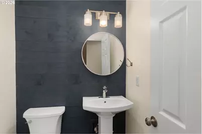 806 SE 73rd Ave, Hillsboro, OR 97123 - Photo 26