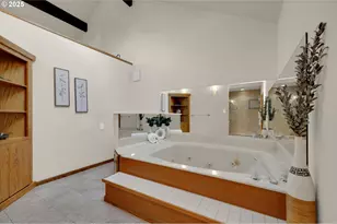 3426 Breezewood Ave, Eugene, OR 97405 - Photo 34