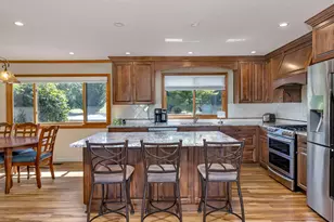 36159 SW Viewridge Ln, Hillsboro, OR 97123 - Photo 8