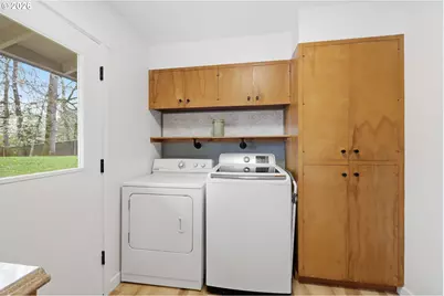 239 NE Azalea Dr, Adair Village, OR 97330 - Photo 26