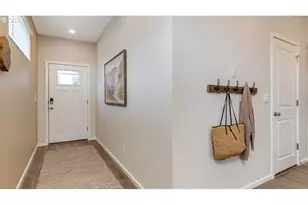 9280 SE Middleton St, Happy Valley, OR 97086 - Photo 2