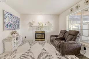 19039 SW Pike Ln, Beaverton, OR 97003 - Photo 12