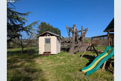 3905 Carnes Rd, Roseburg, OR 97471 - Photo 34