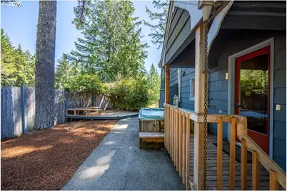 5865 Mercer Lake Rd, Florence, OR 97439 - Photo 34