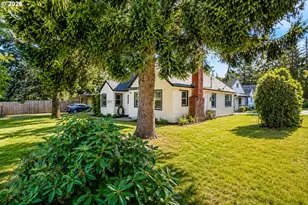 2707 SE 115th Ave, Portland, OR 97266 - Photo 2