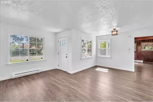 2707 SE 115th Ave, Portland, OR 97266 - Photo 8