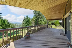 864 Larkspur Ln, Oakland, OR 97462 - Photo 28