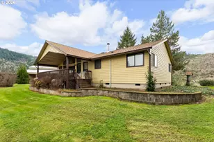 864 Larkspur Ln, Oakland, OR 97462 - Photo 6