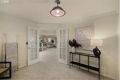 2323 W 28th Ave, Eugene, OR 97405 - Photo 8