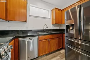 1147 SE Leander St, Hillsboro, OR 97123 - Photo 12