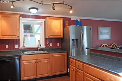 8300 NE Quatama St #84, Hillsboro, OR 97006 - Photo 4