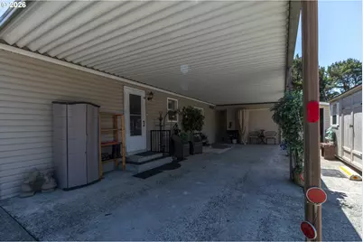 420 Leelo Ct, Florence, OR 97439 - Photo 38