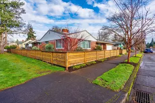 5405 SE Mall St, Portland, OR 97206 - Photo 2