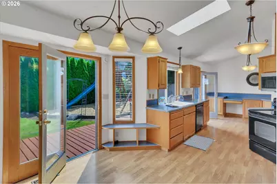 2474 SW Willowbrook Ave, Gresham, OR 97080 - Photo 12