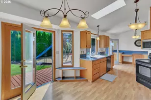2474 SW Willowbrook Ave, Gresham, OR 97080 - Photo 12