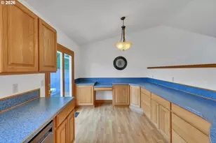 2474 SW Willowbrook Ave, Gresham, OR 97080 - Photo 14