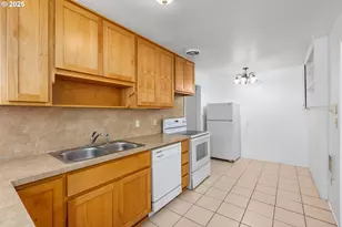 3817 NE 82nd Ave, Portland, OR 97035 - Photo 38