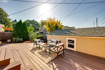 307 E 22nd St, Vancouver, WA 98663 - Photo 26