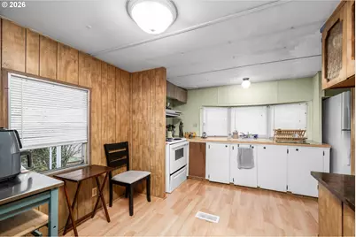 5335 Main St #7, Springfield, OR 97478 - Photo 8