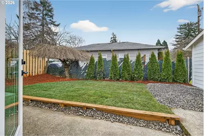 1805 NE Highland St, Portland, OR 97211 - Photo 28