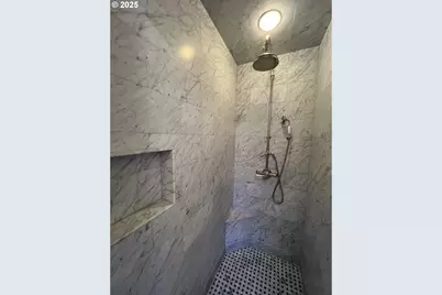 2844 SW Hillsboro St, Portland, OR 97239 - Photo 28