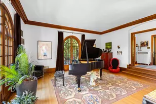 2844 SW Hillsboro St, Portland, OR 97239 - Photo 6