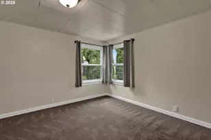 650 Tangent St, Lebanon, OR 97355 - Photo 14