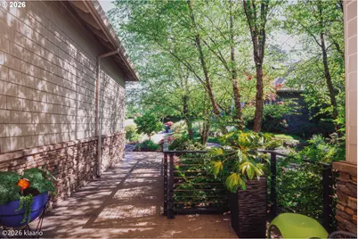 6797 SW Sean Michael Pl, Portland, OR 97225 - Photo 8