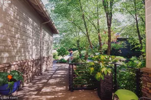 6797 SW Sean Michael Pl, Portland, OR 97225 - Photo 8