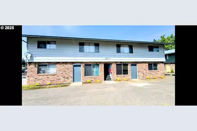 587 W Berdine St, Roseburg, OR 97471 - Photo 1