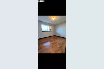 587 W Berdine St, Roseburg, OR 97471 - Photo 10