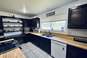 303 N Hwy 101, Gearhart, OR 97138 - Photo 6
