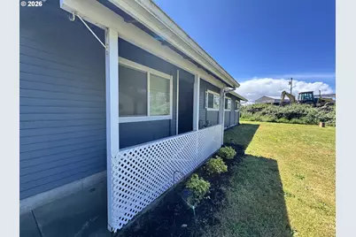 303 N Hwy 101, Gearhart, OR 97138 - Photo 2