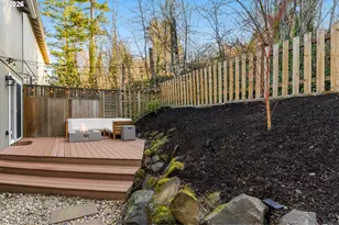 12415 NW Haskell Ct, Portland, OR 97229 - Photo 32