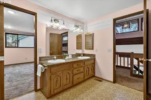 13790 SW Harness Ln, Beaverton, OR 97008 - Photo 22