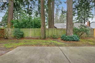 13790 SW Harness Ln, Beaverton, OR 97008 - Photo 34