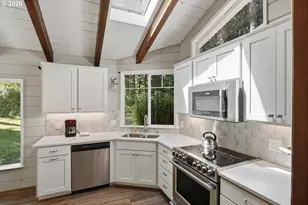 88245 Cardinal Ln, Bandon, OR 97411 - Photo 10
