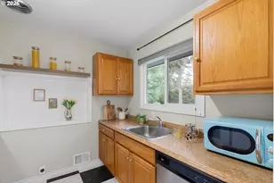 14308 SE Rupert Dr SE, Milwaukie, OR 97267 - Photo 10