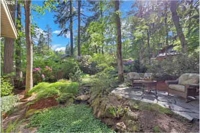 2677 Garfield St, Eugene, OR 97405 - Photo 40