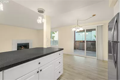 7306 NE 16th Ave, Vancouver, WA 98665 - Photo 6