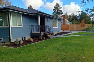 13247 SE Bush St, Portland, OR 97236 - Photo 2